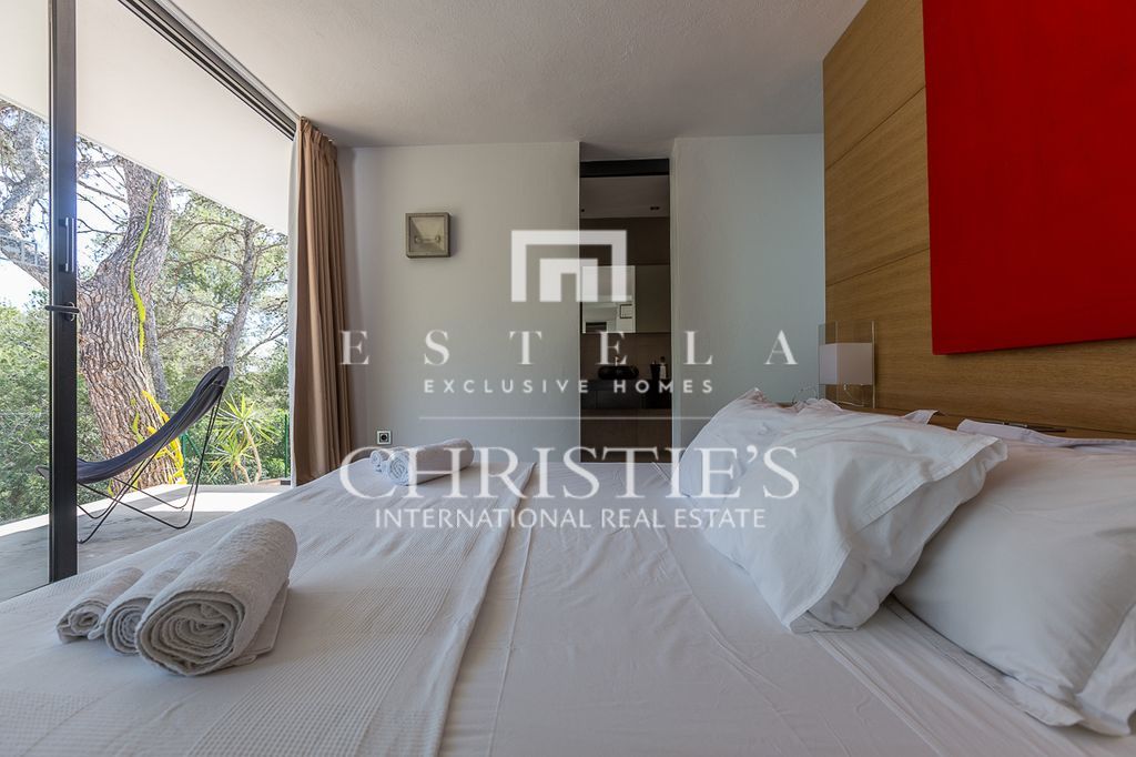 Villa Cala Vadella a luxury βίλες / μονοκατοικίες for sale in Cala